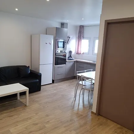 D'hote Douceur - Proximite Directe Geneve Bed & Breakfast